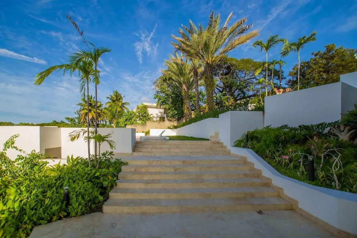 5 Mins From Beach, Hilltop Villa With Pool Ла-Паред