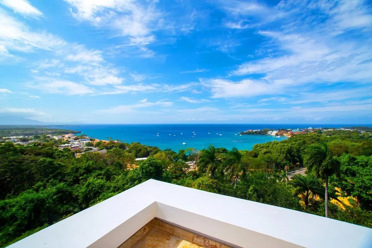 5 Mins From Beach, Hilltop Villa With Pool La Pared