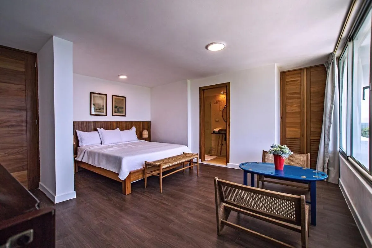 5 Mins From Beach, Hilltop Villa With Pool La Pared